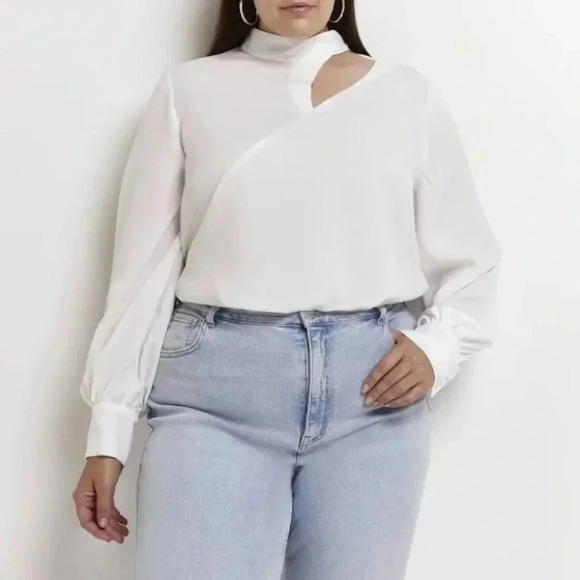 River Island Tops - River Island White Long Sleeve Cutout Top Mock Neck Size 14